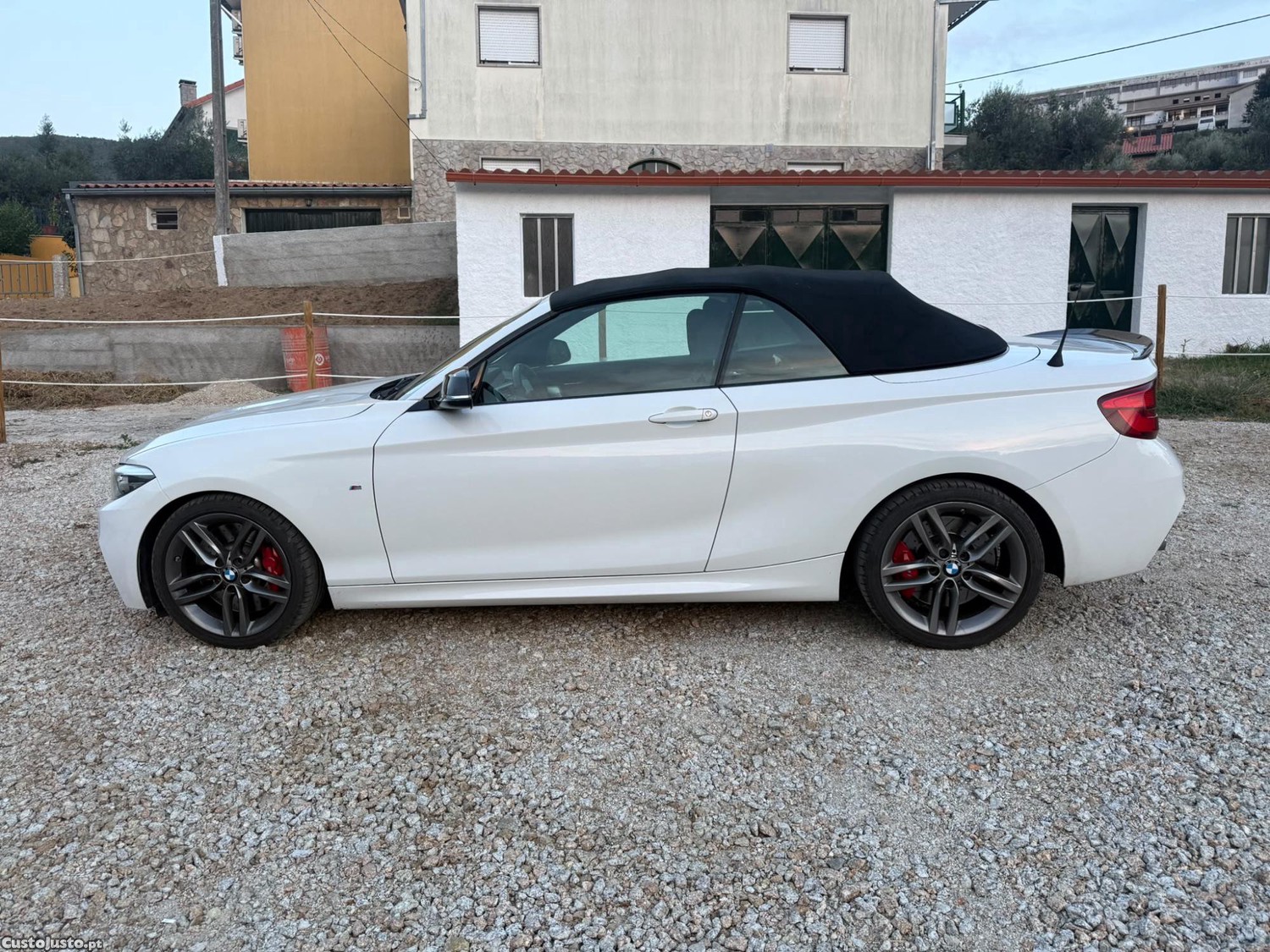 BMW 218 Cabrio - 18 — photo 2