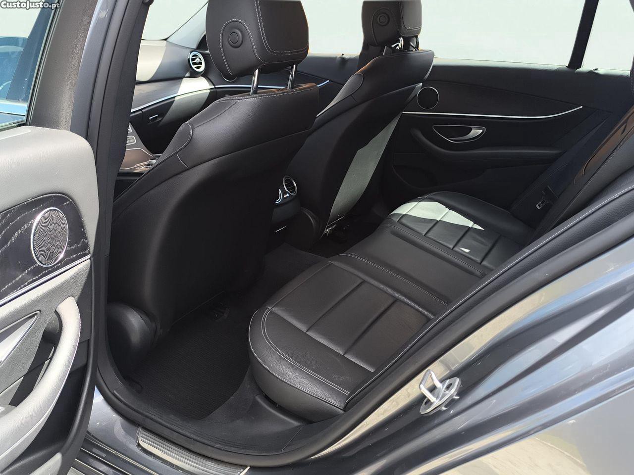 Mercedes-Benz E 300 de 9G-TRONIC AMG Line — fotografia 6