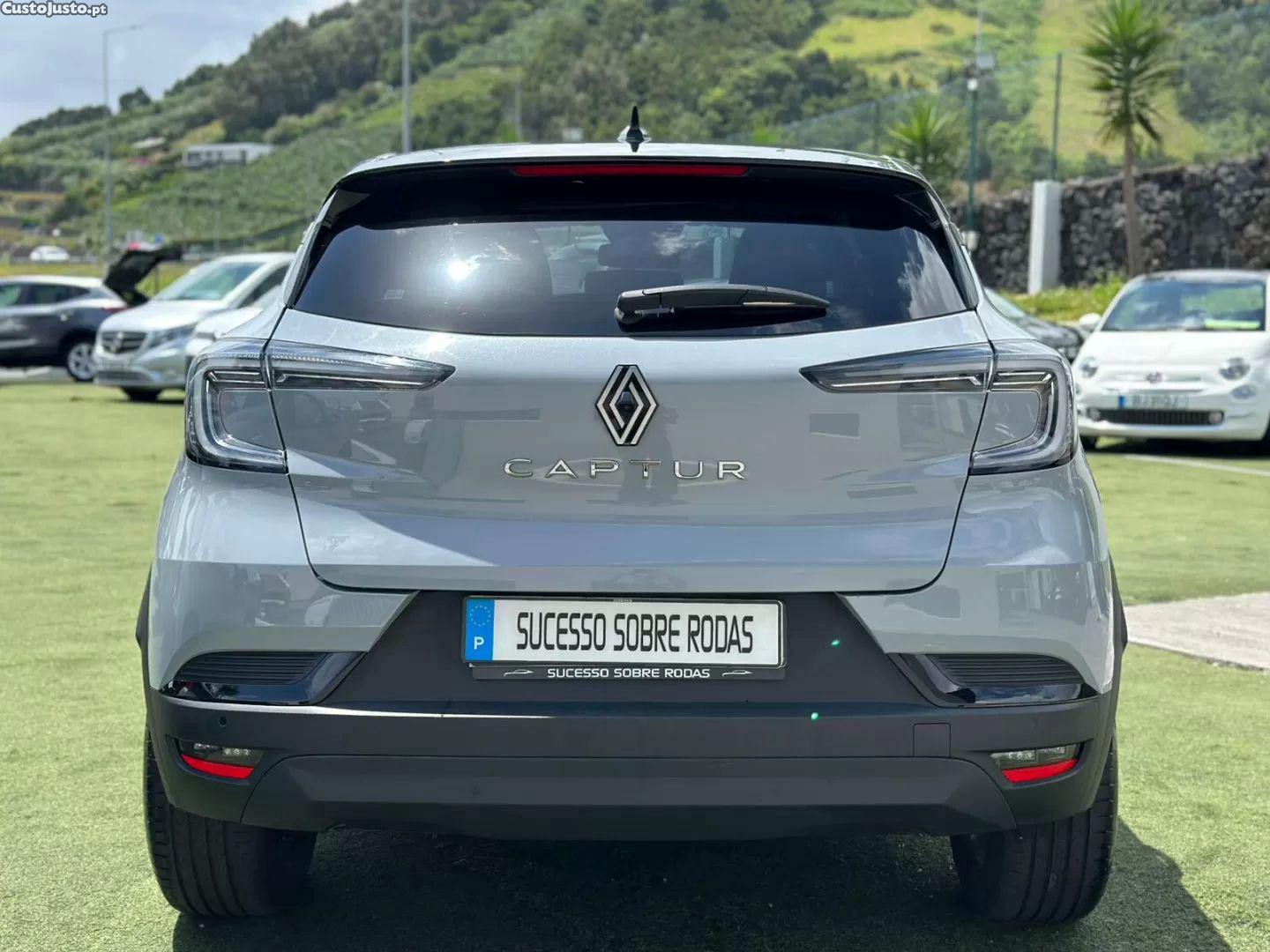 Renault Captur 1.0 tce techno — fotografia 9