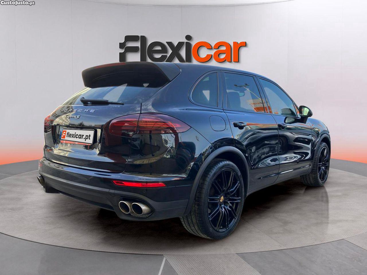 Porsche Cayenne S E-Hybrid — fotografia 19
