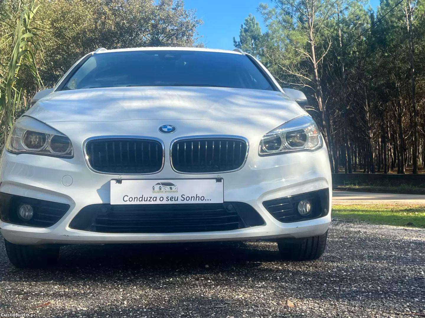 BMW 216 Active Tourer D line sport auto — fotografia 18