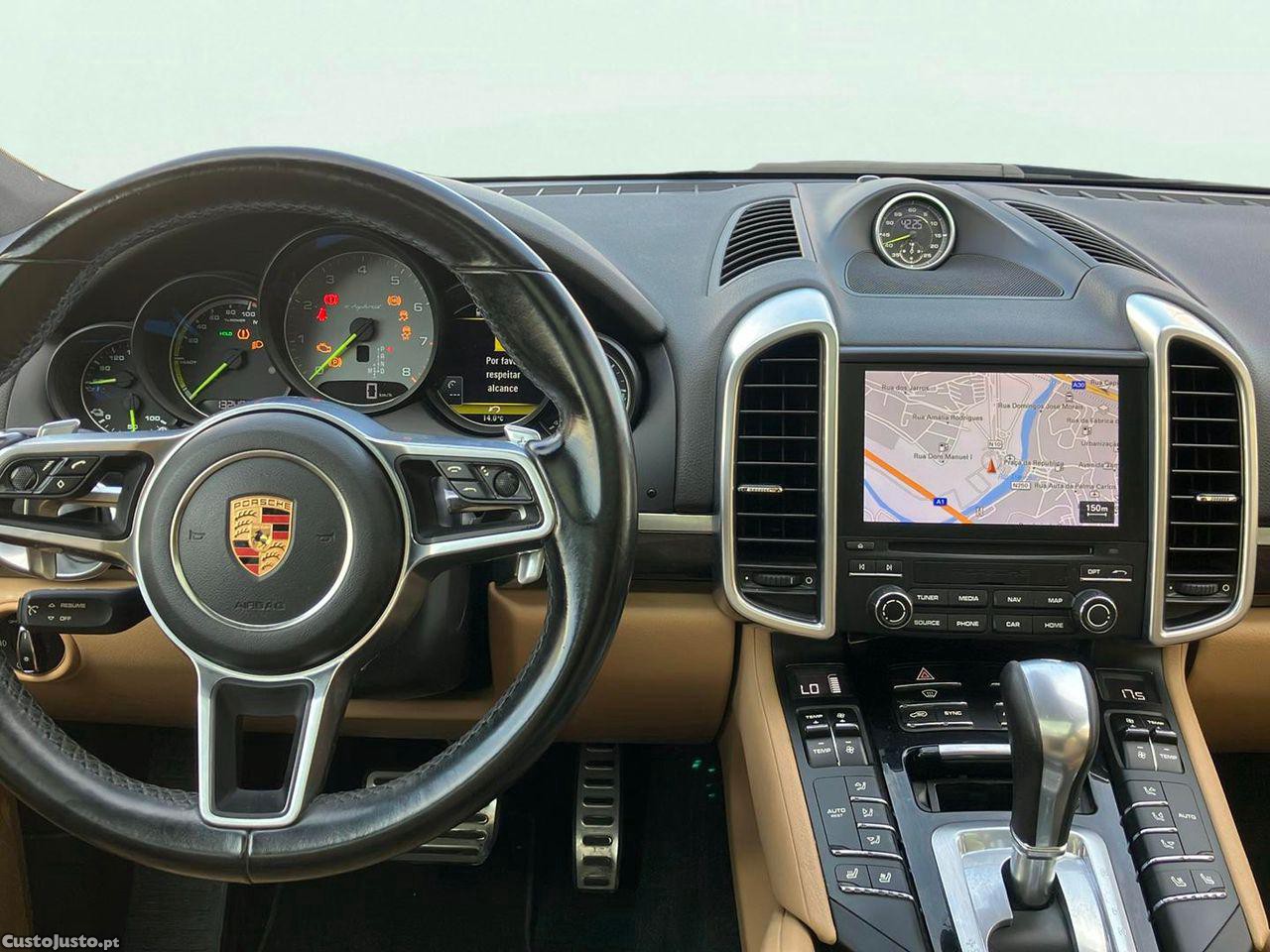 Porsche Cayenne S E-Hybrid — fotografia 15
