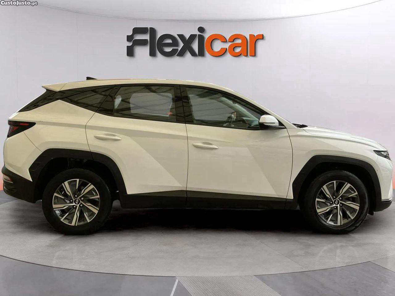 Hyundai Tucson 1.6 T-GDI PREMIUM — fotografia 18