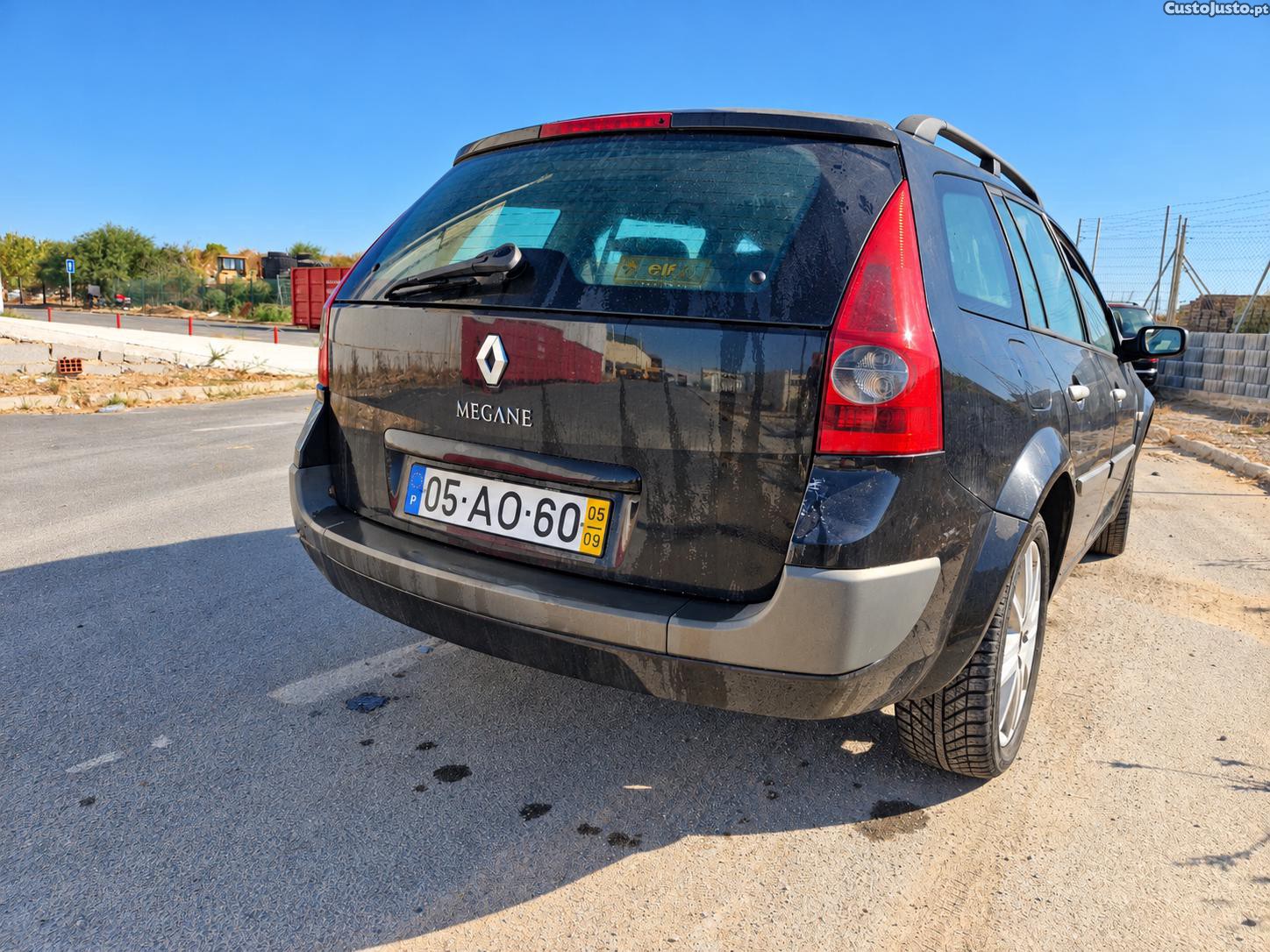 Renault Mégane 1.5 dci - 05 — photo 2