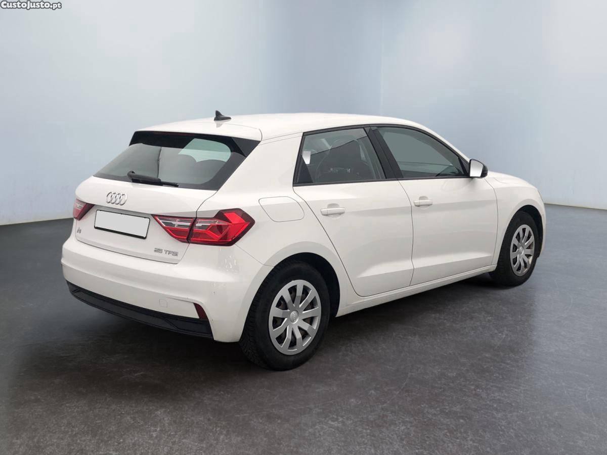 Audi A1 Sportback 25 TFSI — fotografia 7