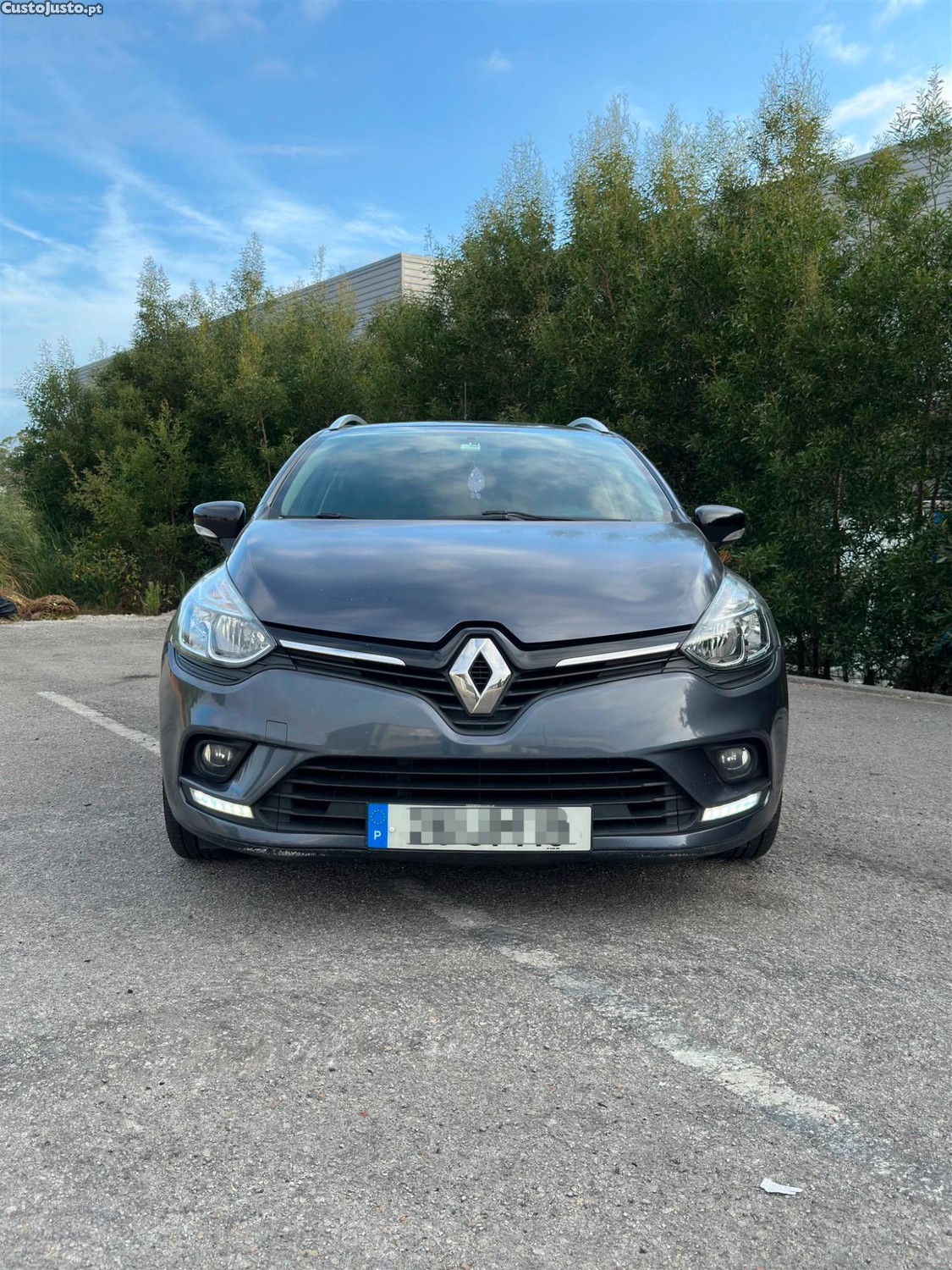 Renault Clio Limited Bose - 18 — photo 3