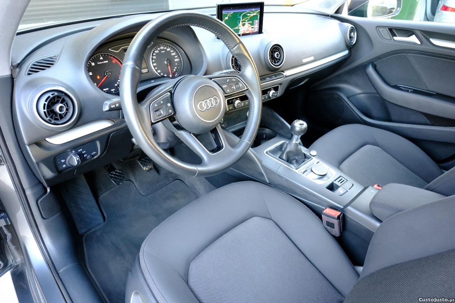 Audi A3 Limousine 1.6 TDI Design — fotografia 19