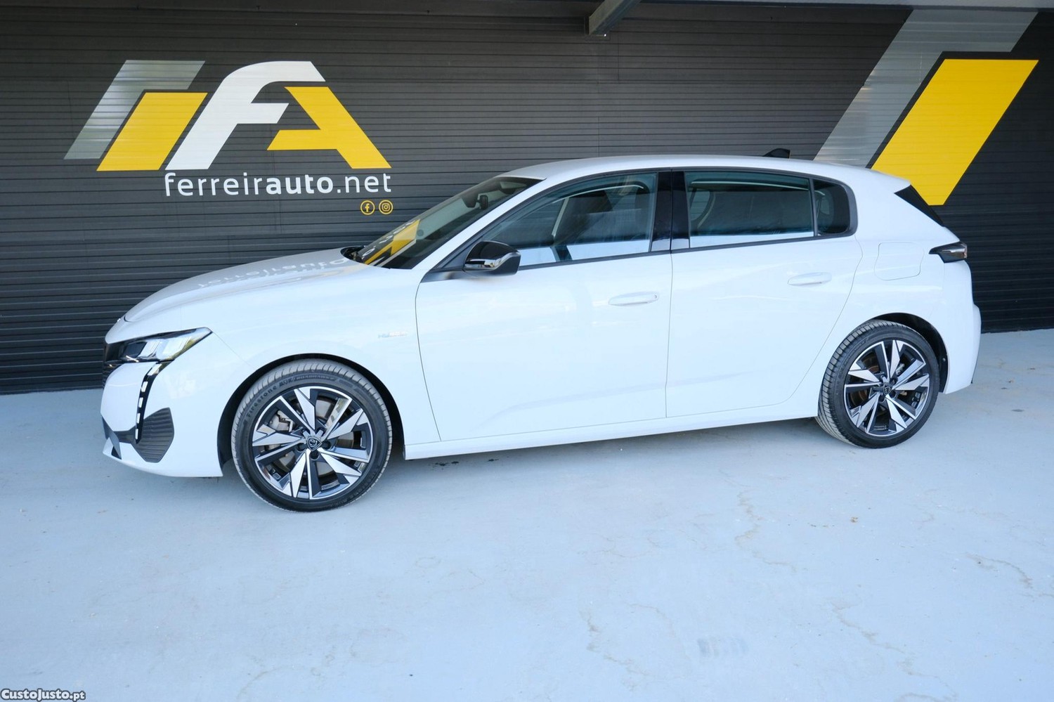 Peugeot 308 1.6 Hybrid Active Pack e-EAT8 — fotografia 22