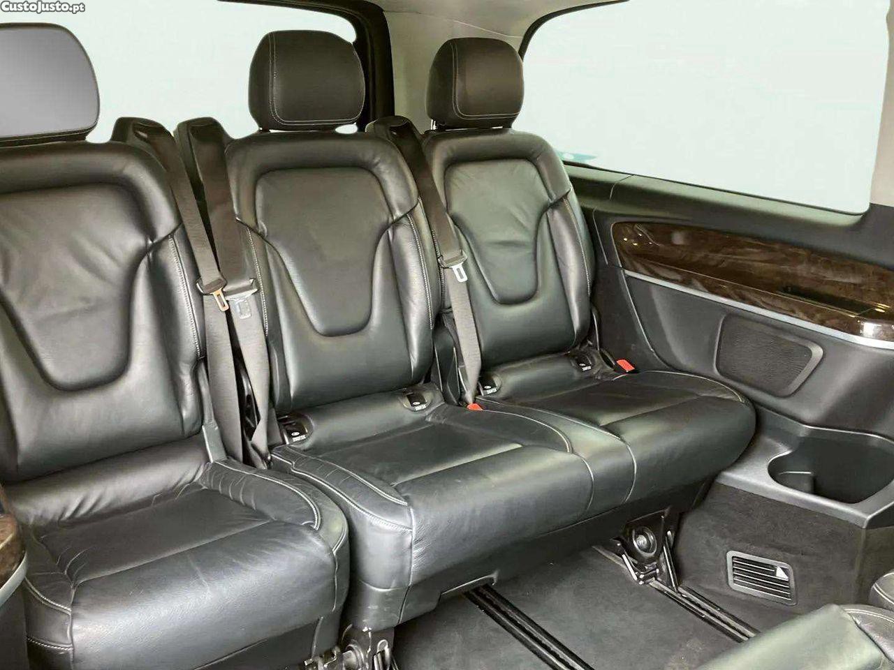 Mercedes-Benz V 220 d Longo Avantgarde Aut. — fotografia 7