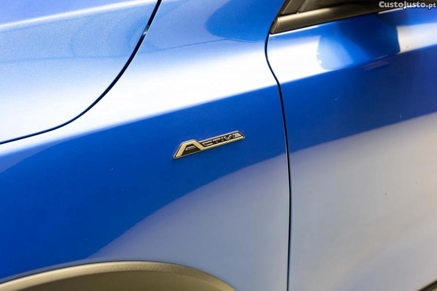 Ford Focus 1.0 EcoBoost MHEV Ac — fotografia 12