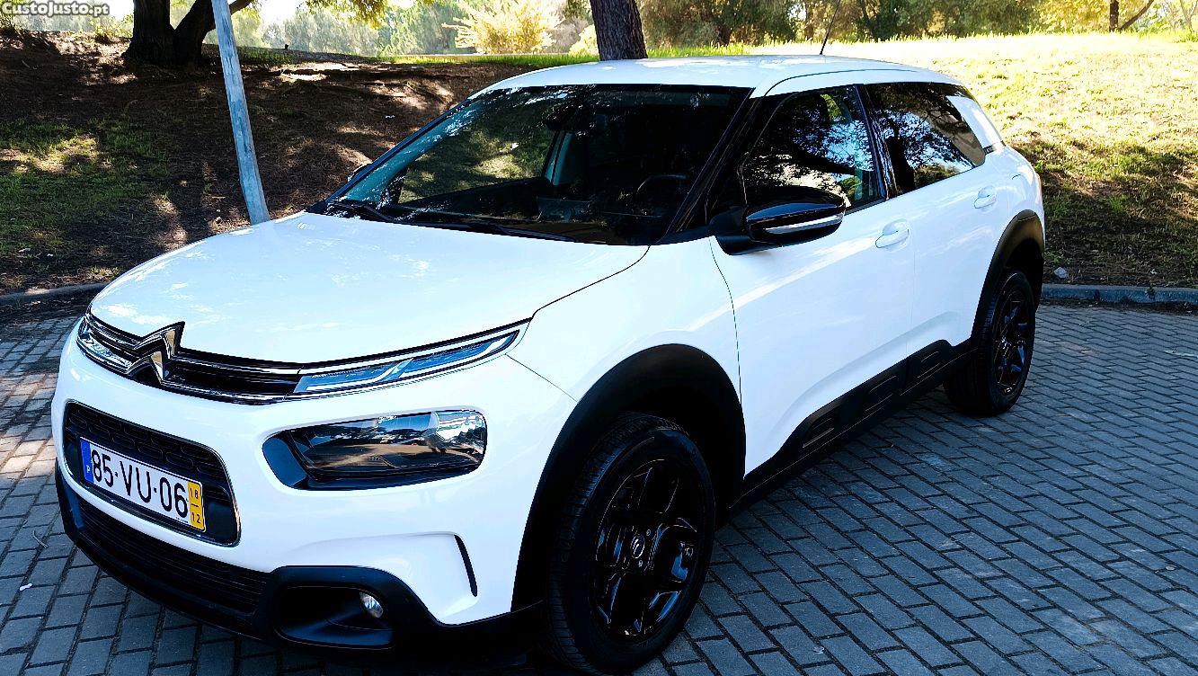 Citroën C4 1.5 HDI Nac — photo 2