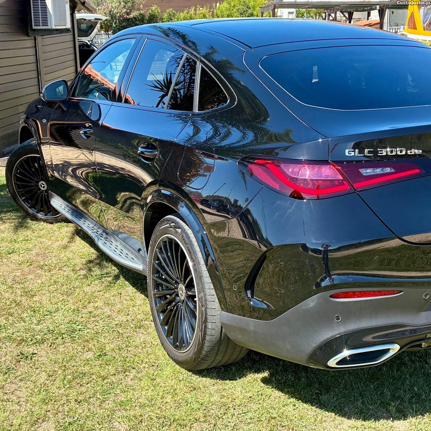 Mercedes-Benz GLC 300 de 4Matic - 25 — photo 3