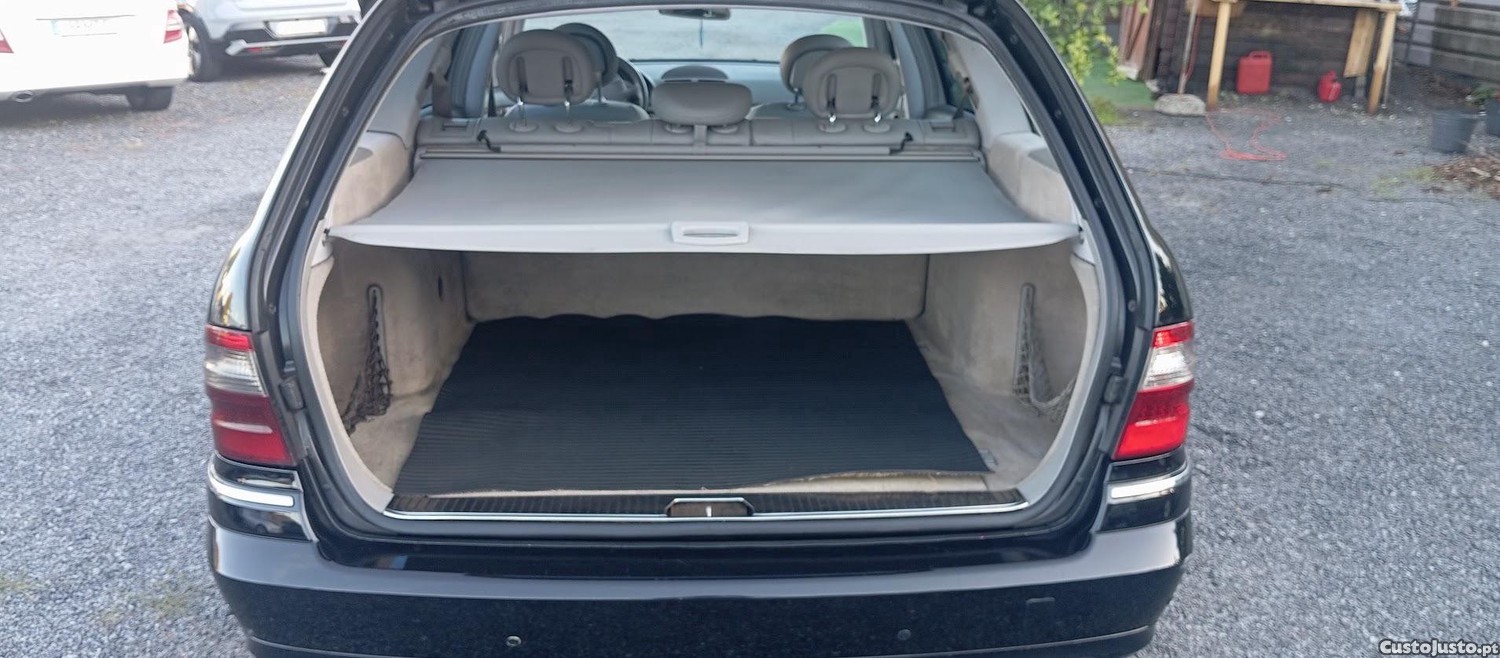 Mercedes-Benz E 220 cdi avantgarde - 04 — photo 5