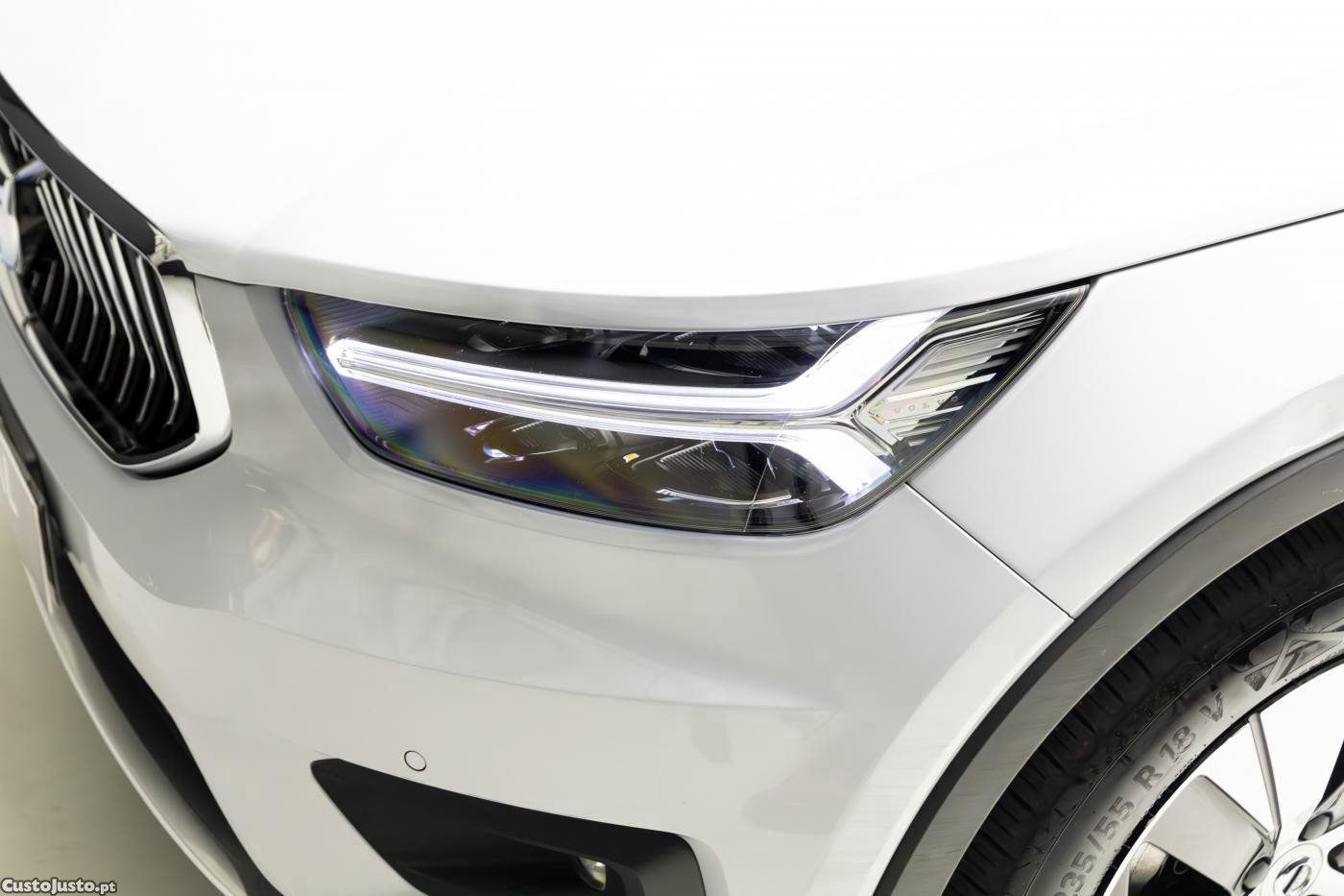 Volvo XC 40 1.5 T4 PHEV Core — fotografia 15