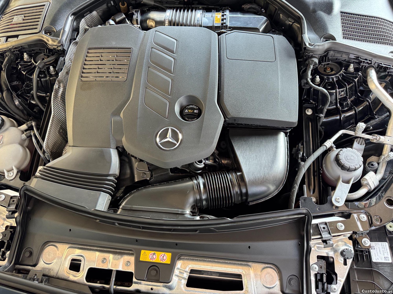 Mercedes-Benz C 220 d Avantgarde EQ Boost — fotografia 6
