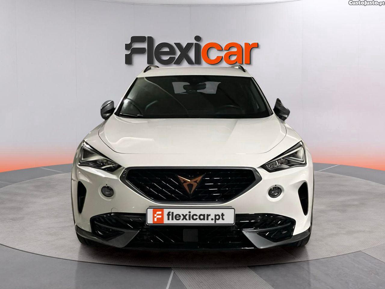 CUPRA Formentor 1.4 e-Hybrid DSG — fotografia 17