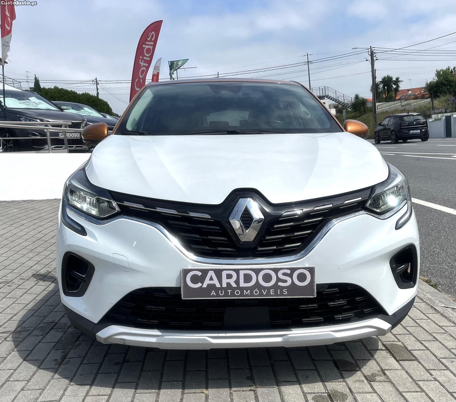 Renault Captur 1.3 TCE Exclusive EDC — fotografia 2
