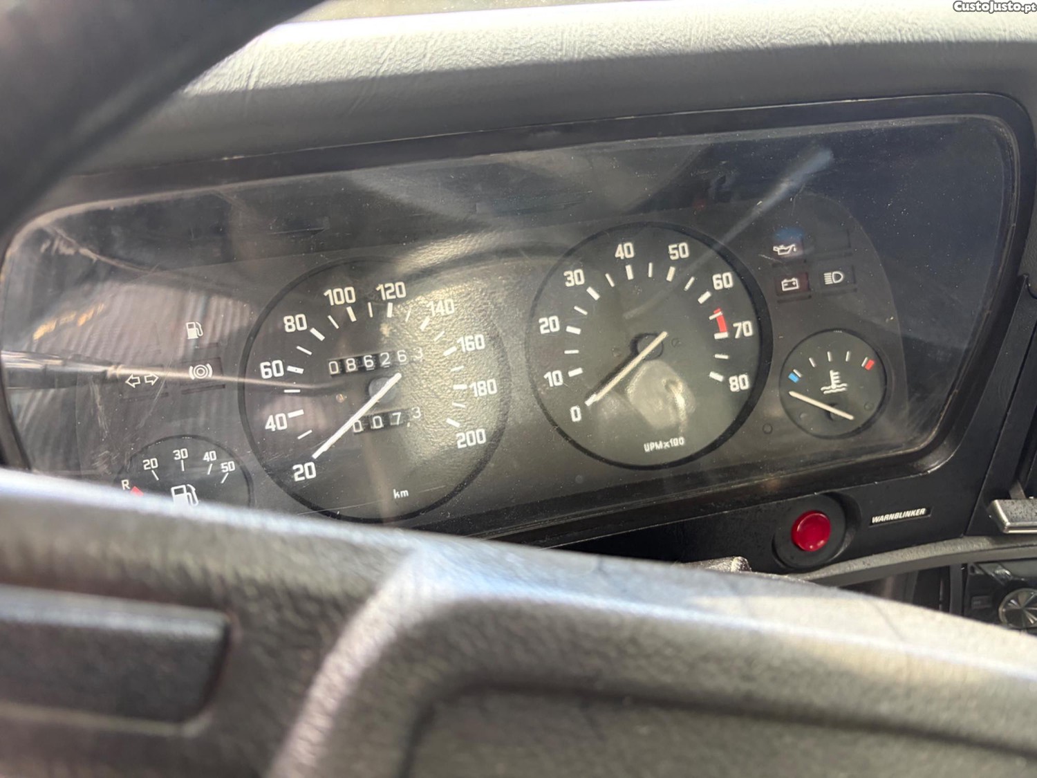BMW 320 . — photo 4