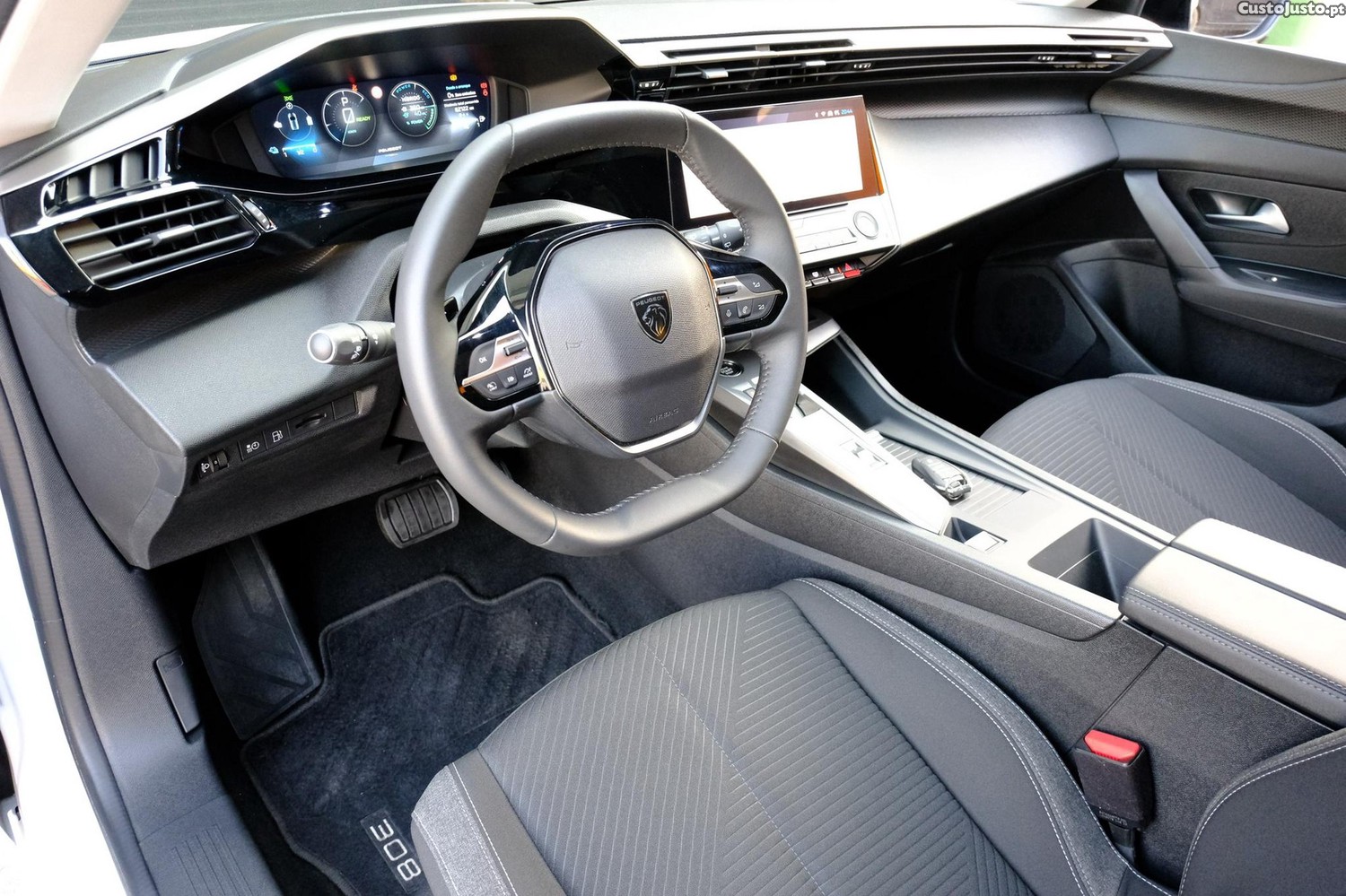 Peugeot 308 1.6 Hybrid Active Pack e-EAT8 — fotografia 17