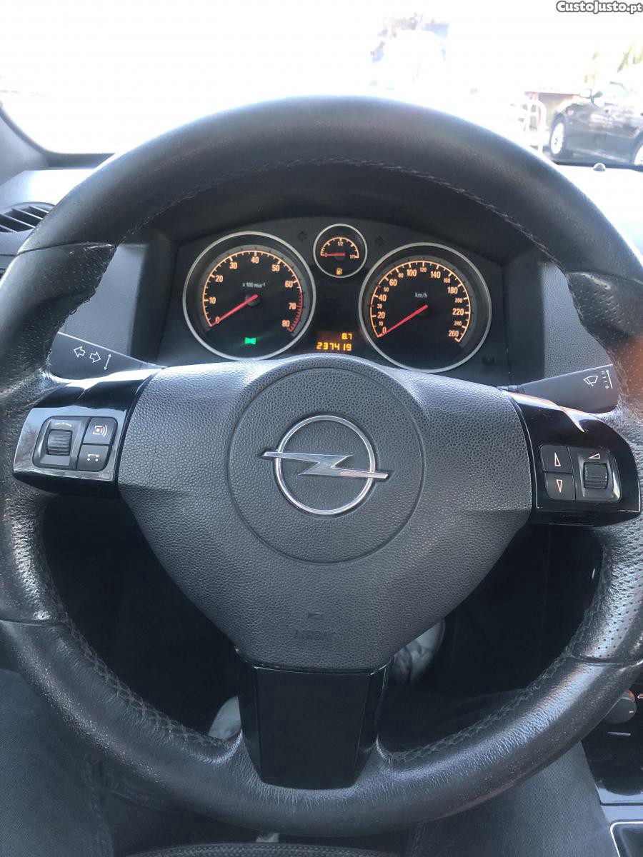Opel Astra turbo TT — fotografia 2