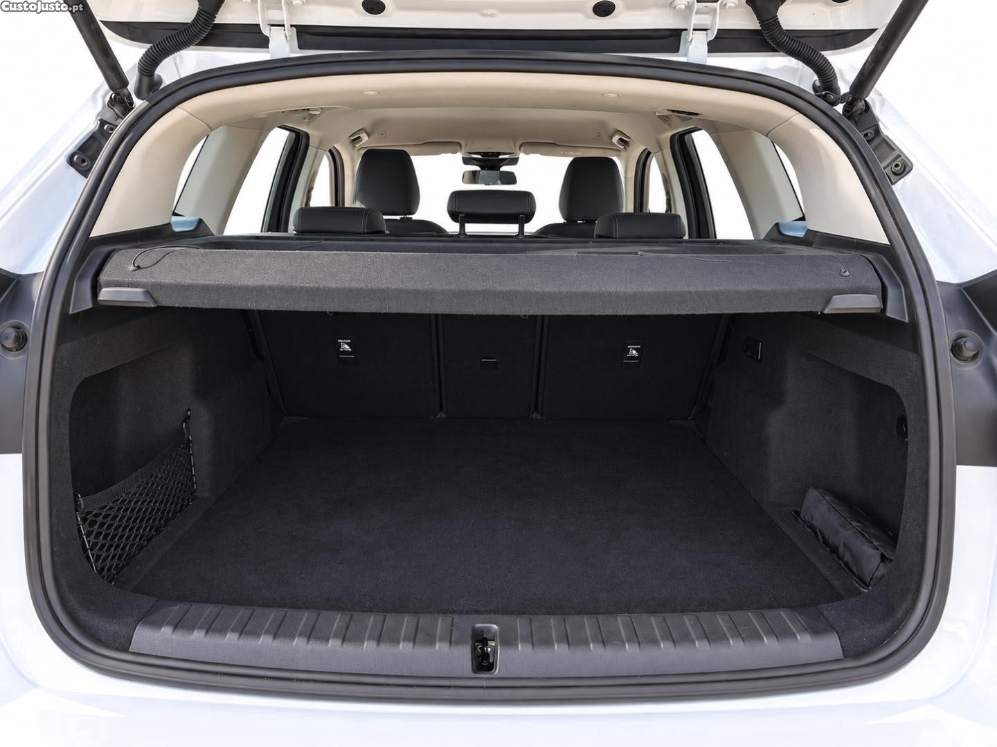 BMW iX1 30 XDRIVE 66,5Kwh (AUTO) - 23 — photo 5