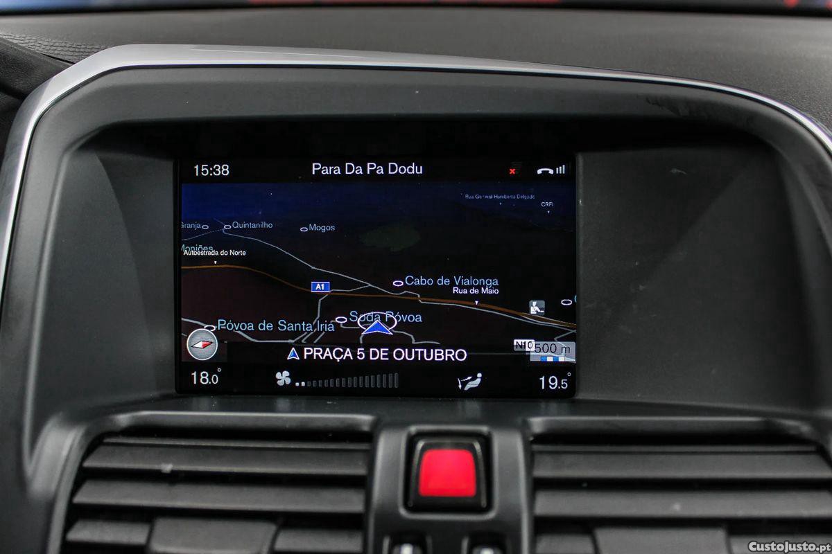 Volvo XC60 2.0 D4 R-Design Geartronic - 14 — photo 5