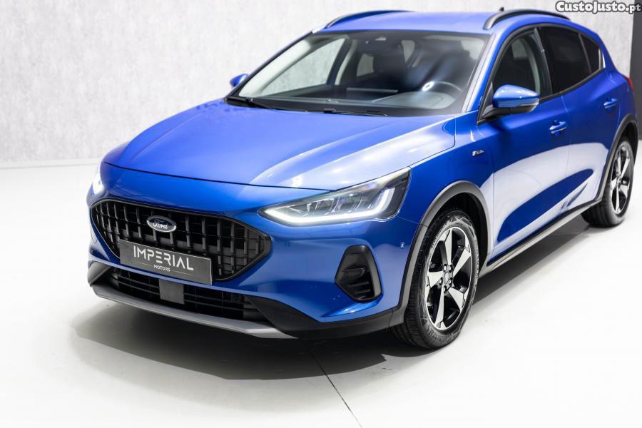 Ford Focus 1.0 EcoBoost MHEV Ac — fotografia 16
