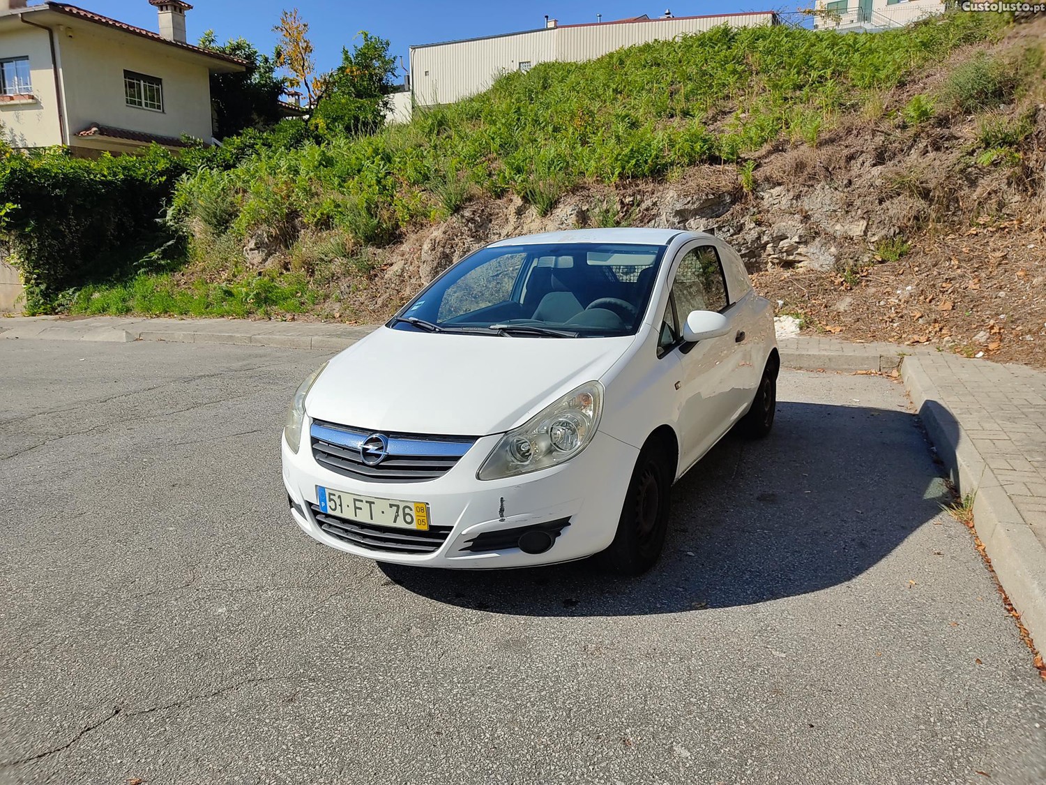 Opel Corsa D 1.3cdti - 08 — photo 2