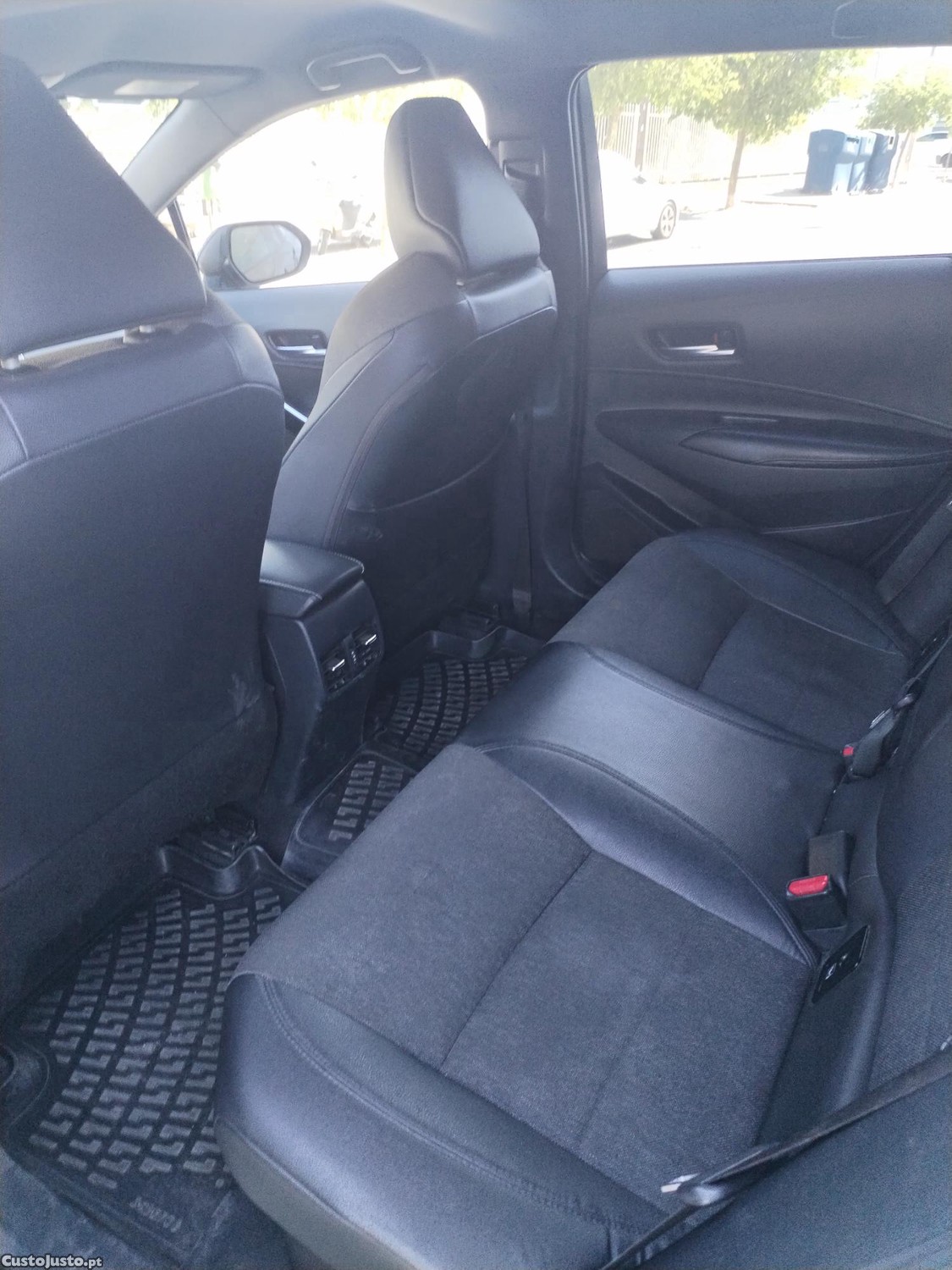 Toyota Corolla Sport - 22 — photo 5