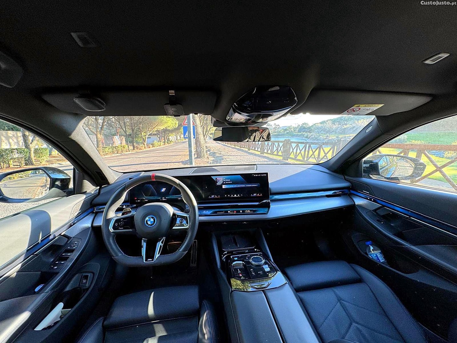 BMW i5 Edrive40 - 24 — photo 3