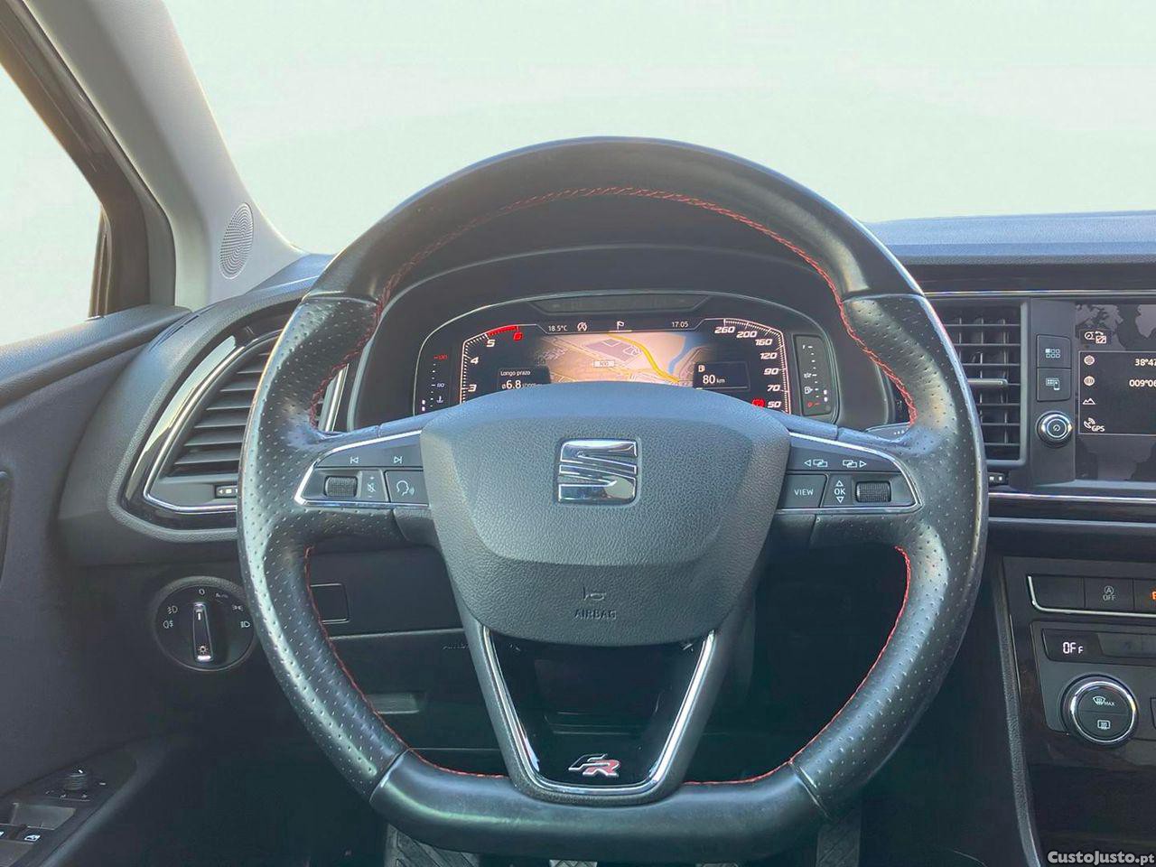 SEAT Leon ST 1.6 TDI FR S/S — fotografia 11