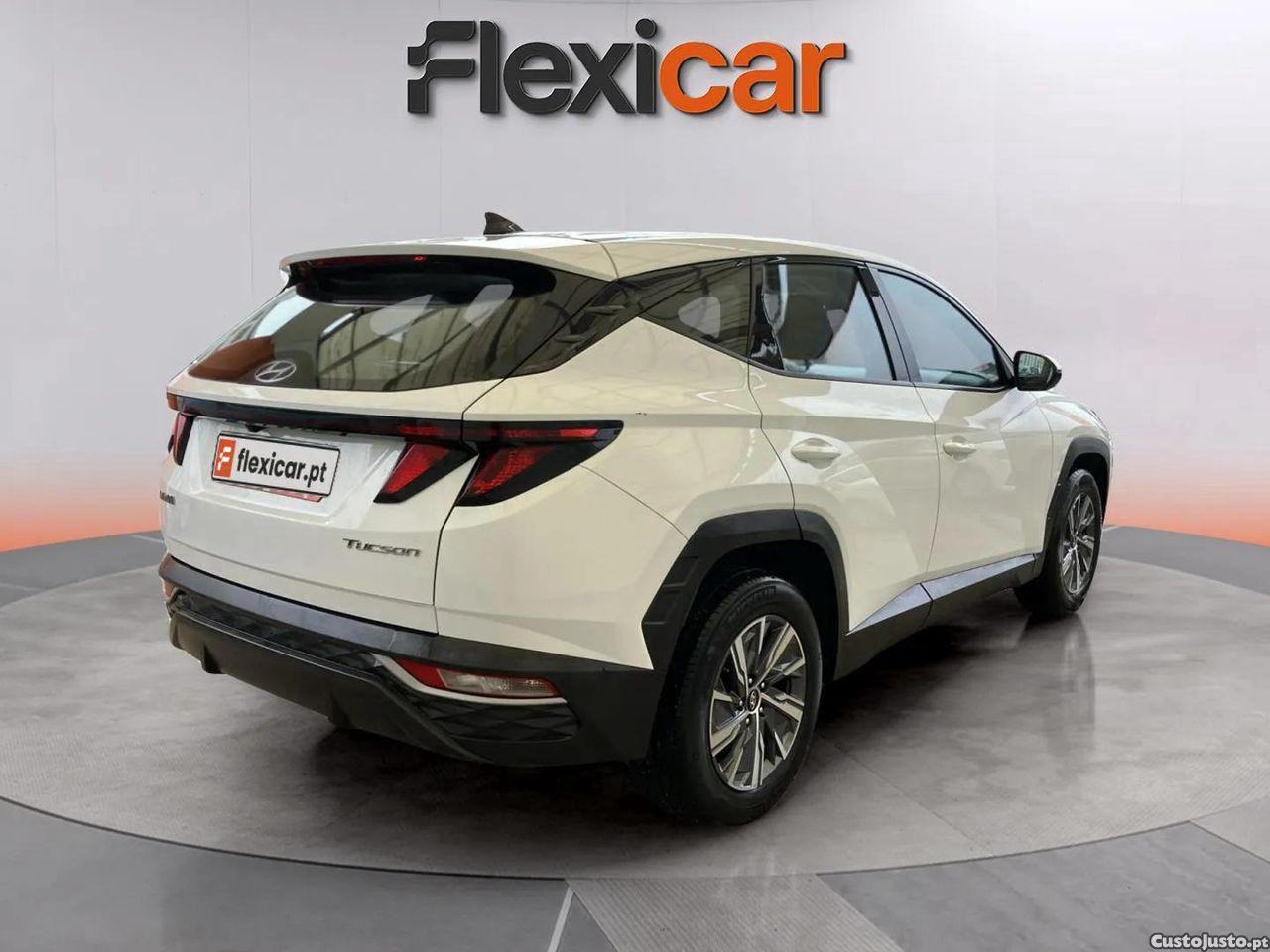 Hyundai Tucson 1.6 T-GDI PREMIUM — fotografia 17