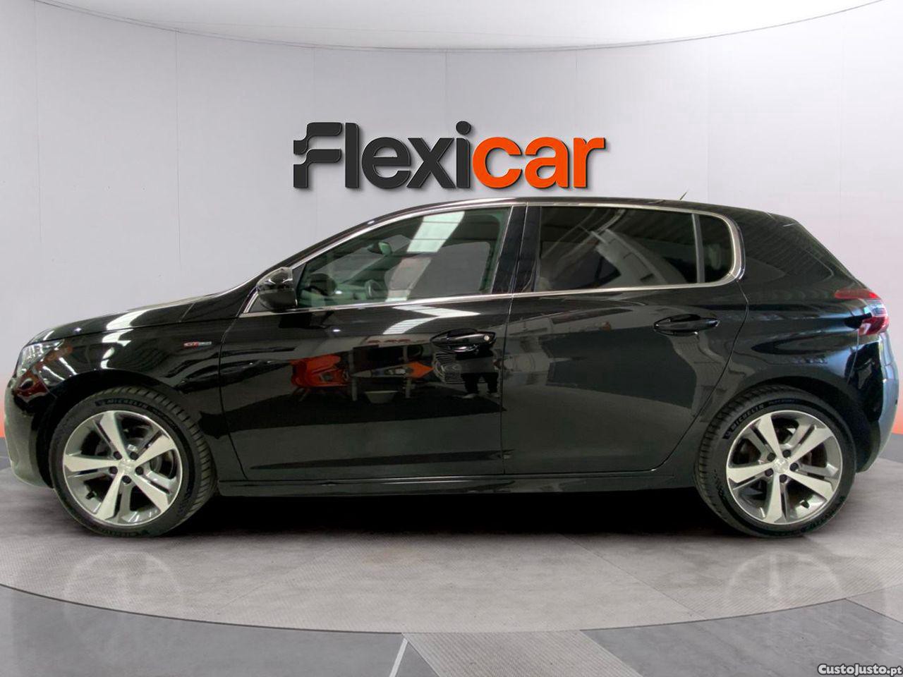 Peugeot 308 1.2 PureTech GT Line — fotografia 17