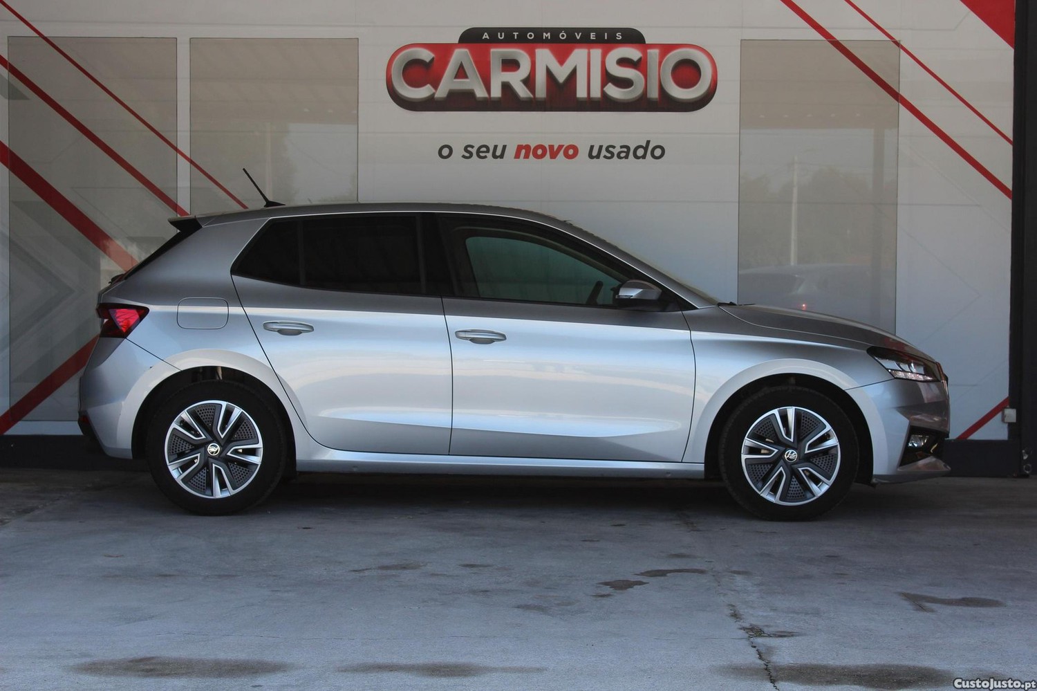 Skoda Fabia 1.0 MPI Ambition - 23 — photo 2