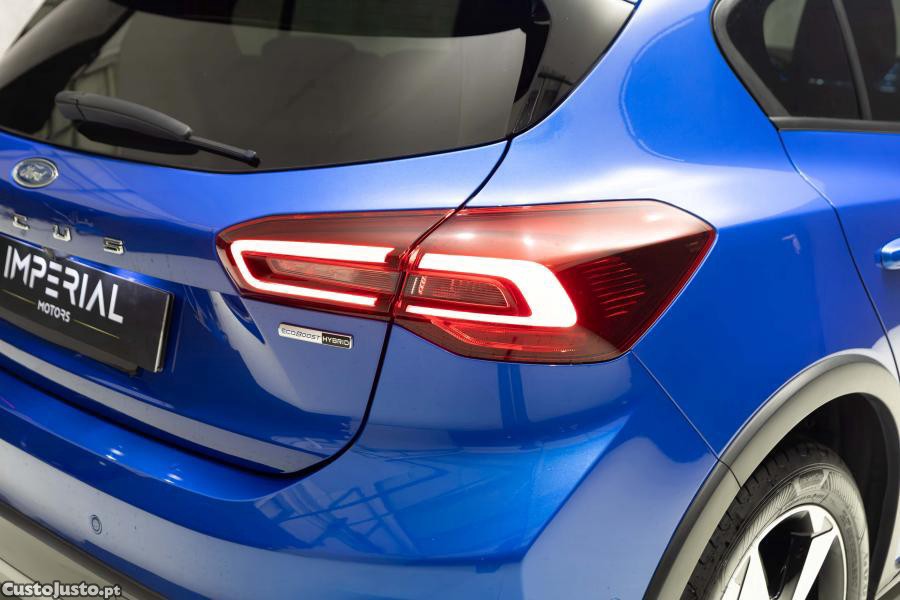 Ford Focus 1.0 EcoBoost MHEV Ac — fotografia 6