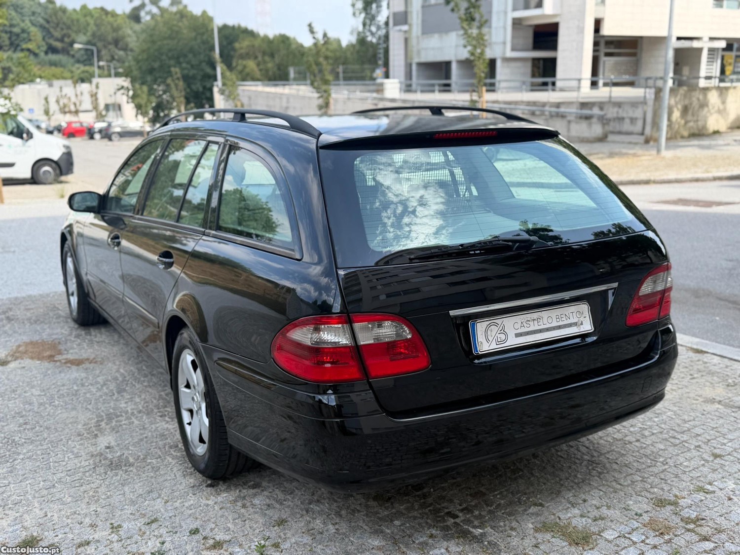 Mercedes-Benz E 270 CDI - 04 — photo 4