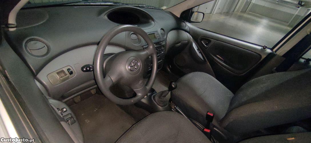 Toyota Yaris confort — photo 4