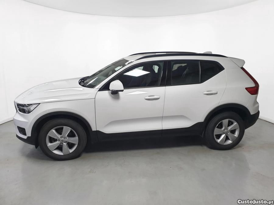 Volvo XC40 2.0 D3 Momentum Gear - 18 — photo 3