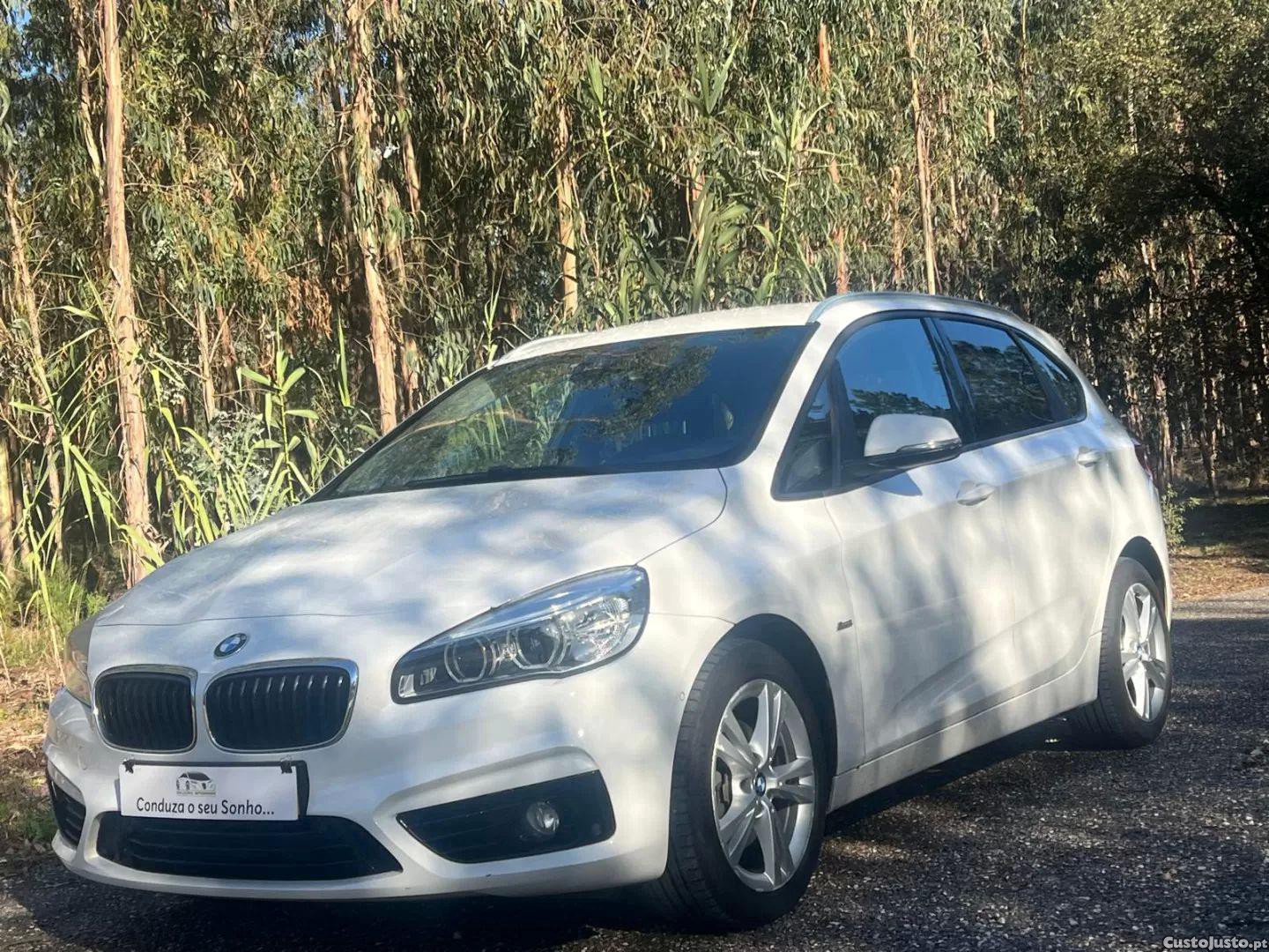 BMW 216 Active Tourer D line sport auto — fotografia 11