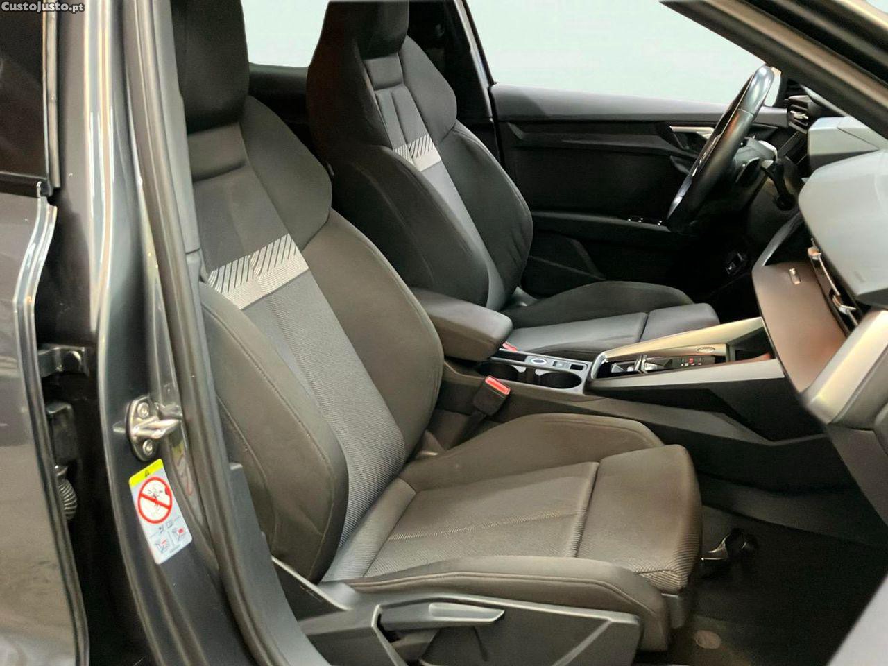 Audi A3 Sportback 45 TFSIe S tronic S line — fotografia 11