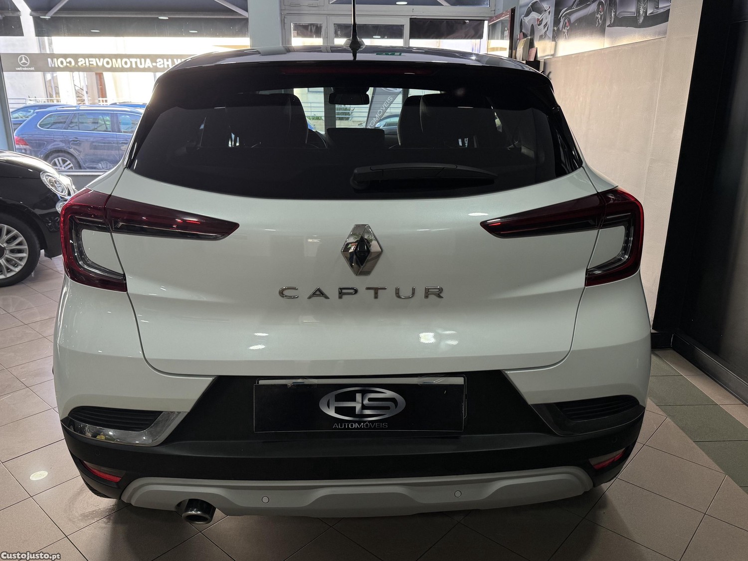 Renault Captur 0.1 TCeItens — fotografia 10