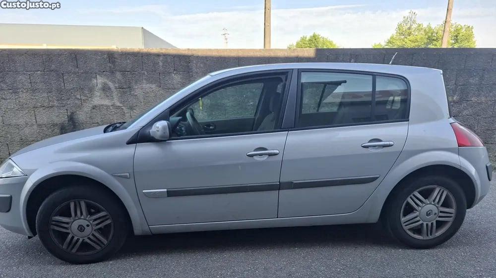 Renault Mégane 1.5 dCi (BM02, BM13, BM2A, CM02, CM13) (74 kW / 101 cv) [10.2003 - 02.2008] — photo 3