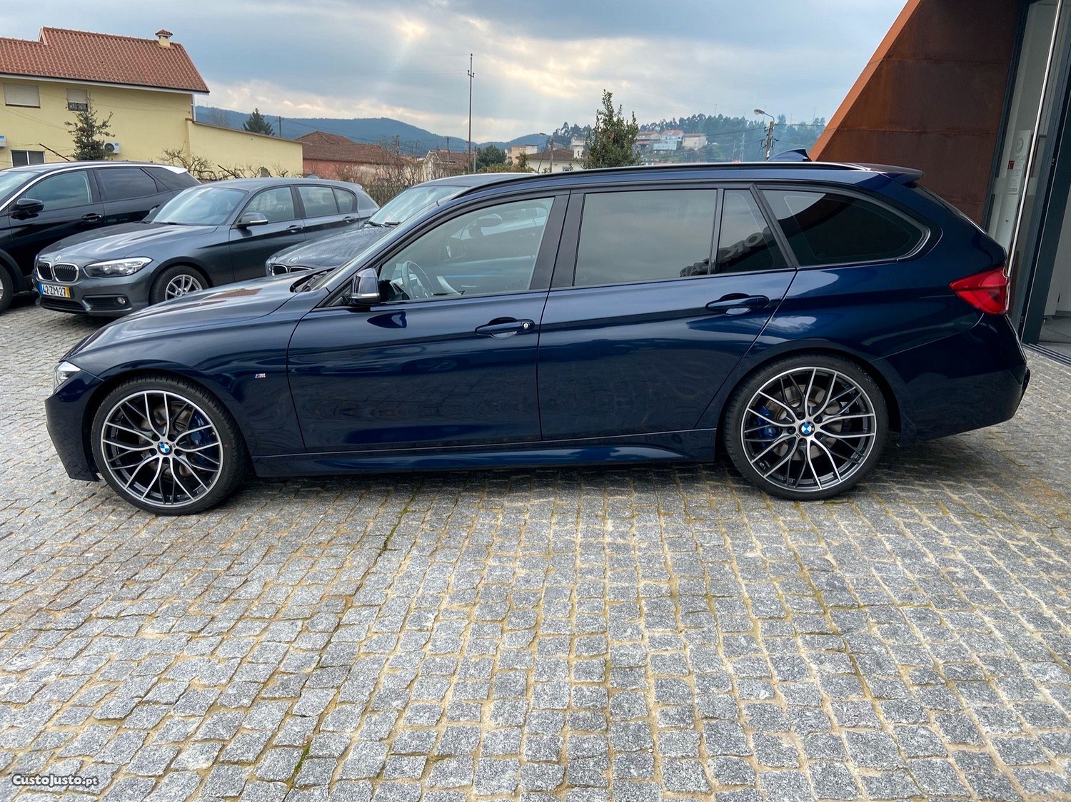 BMW 318 PACK M INDIVIDUAL — fotografia 9