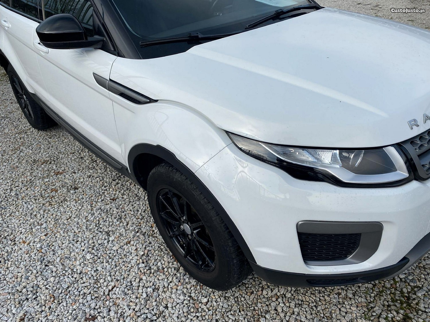 Land Rover Evoque 2.0 eD4 SE — fotografia 11