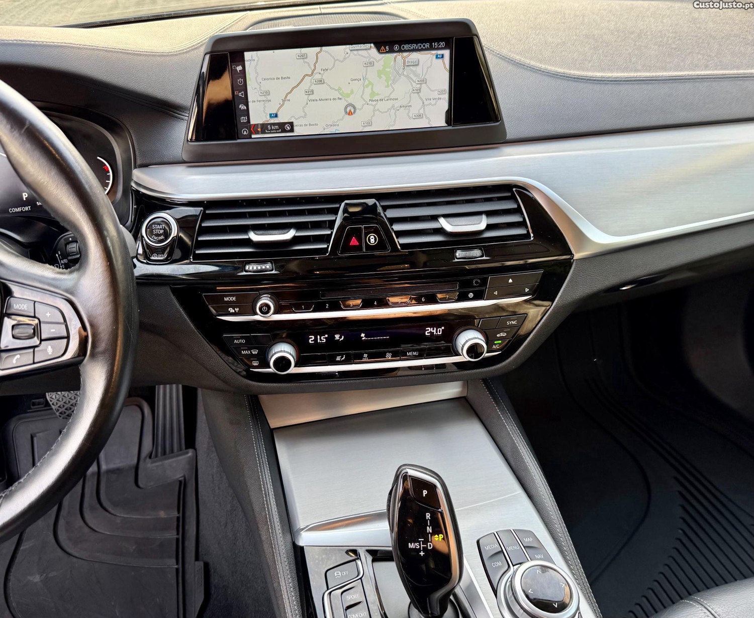 BMW 520 d Line Luxury Auto — fotografia 4