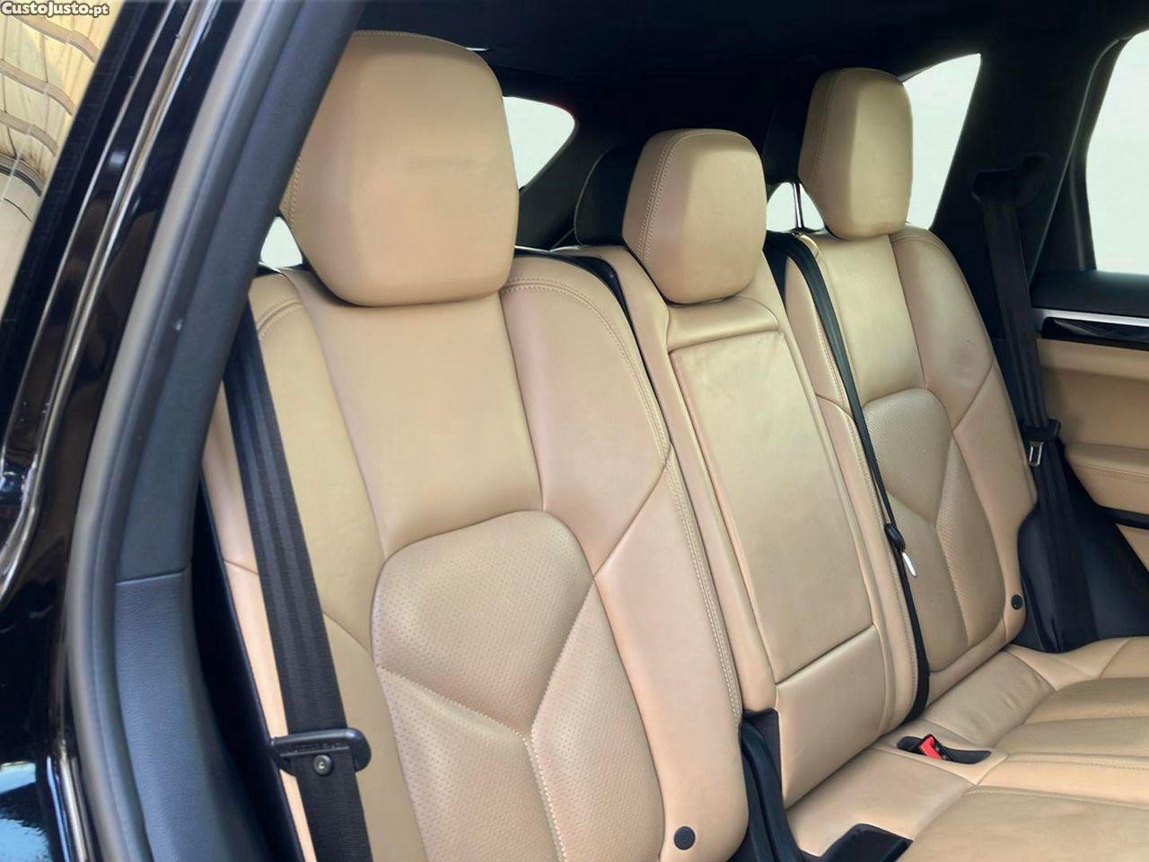 Porsche Cayenne S E-Hybrid — fotografia 7
