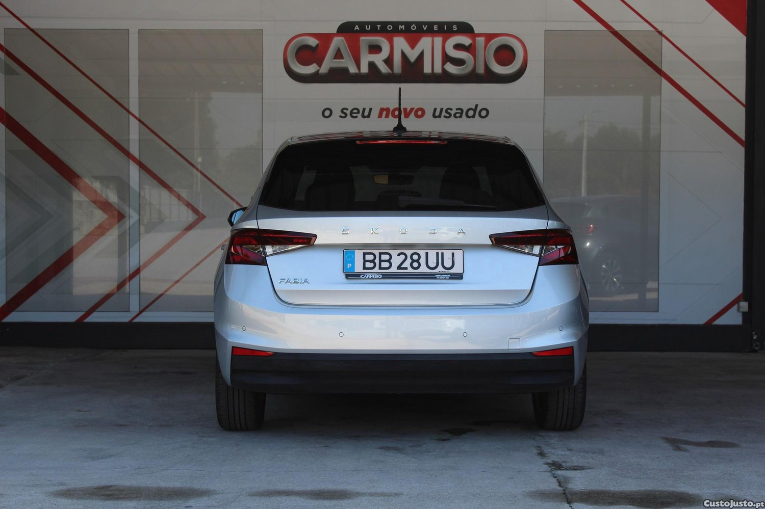 Skoda Fabia 1.0 MPI Ambition - 23 — photo 4