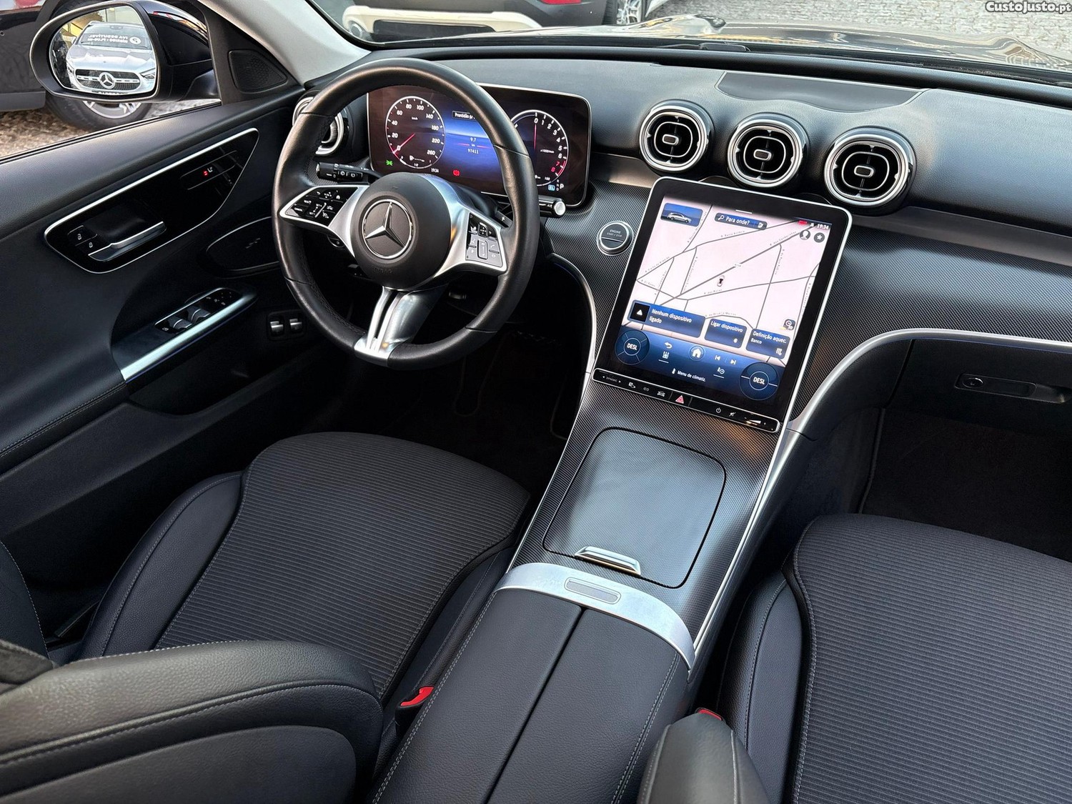 Mercedes-Benz C 300 e Avantgarde — fotografia 9
