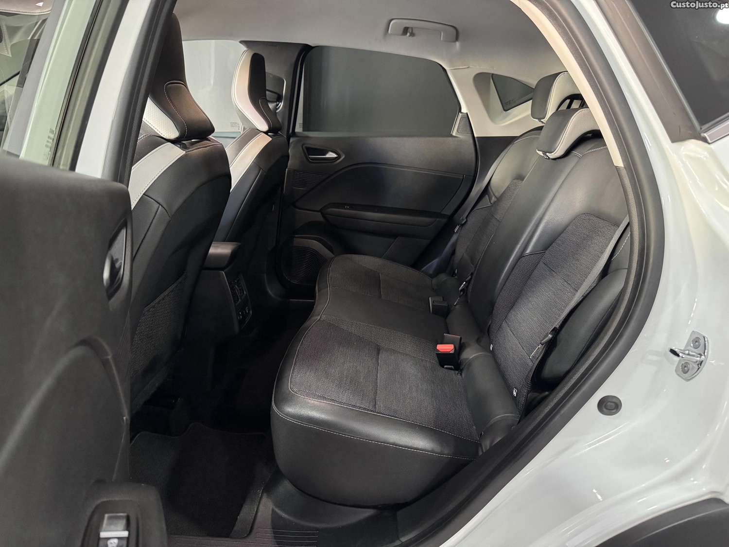 Renault Captur 0.1 TCeItens — fotografia 6