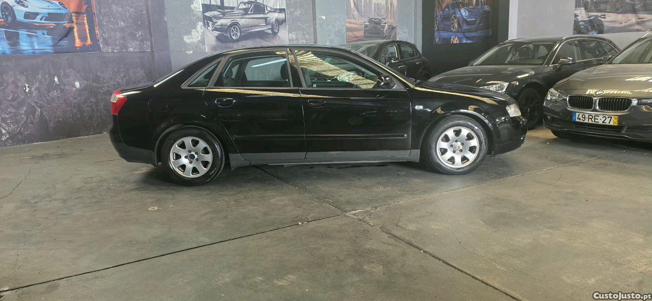 Audi A4 1.9 TDI SPORT 130 CV. - 01 — photo 4